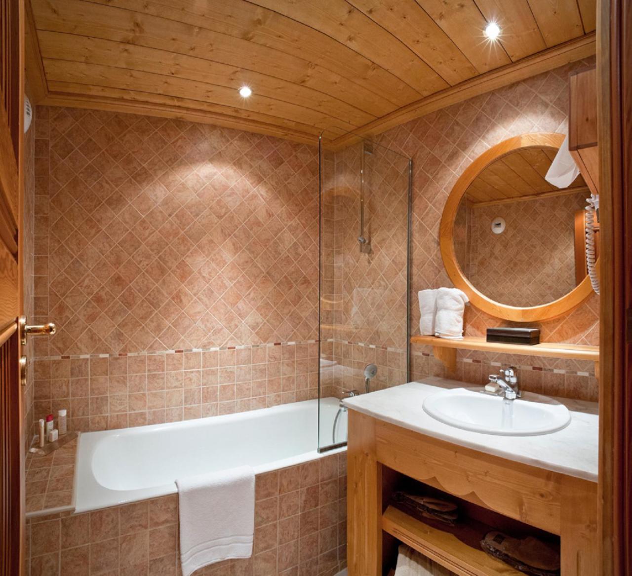 Hotel Allodis Meribel Exterior photo